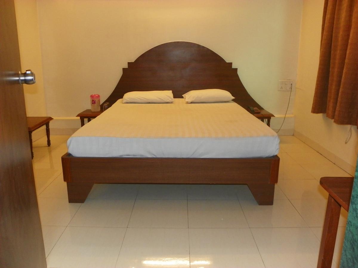 Hotel Rajdeep Pune Exterior photo